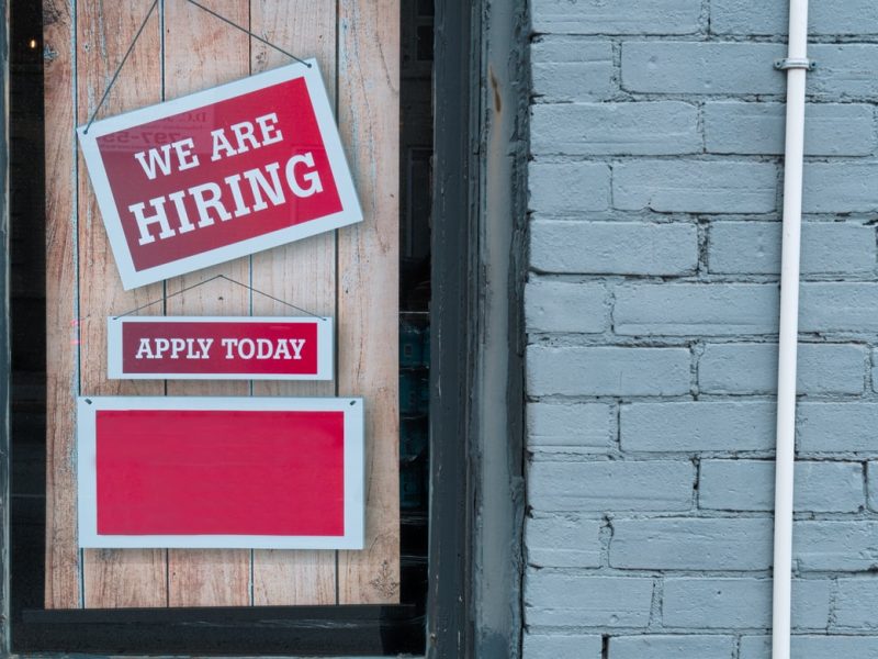 photo-1635350736475-c8cef4b21906